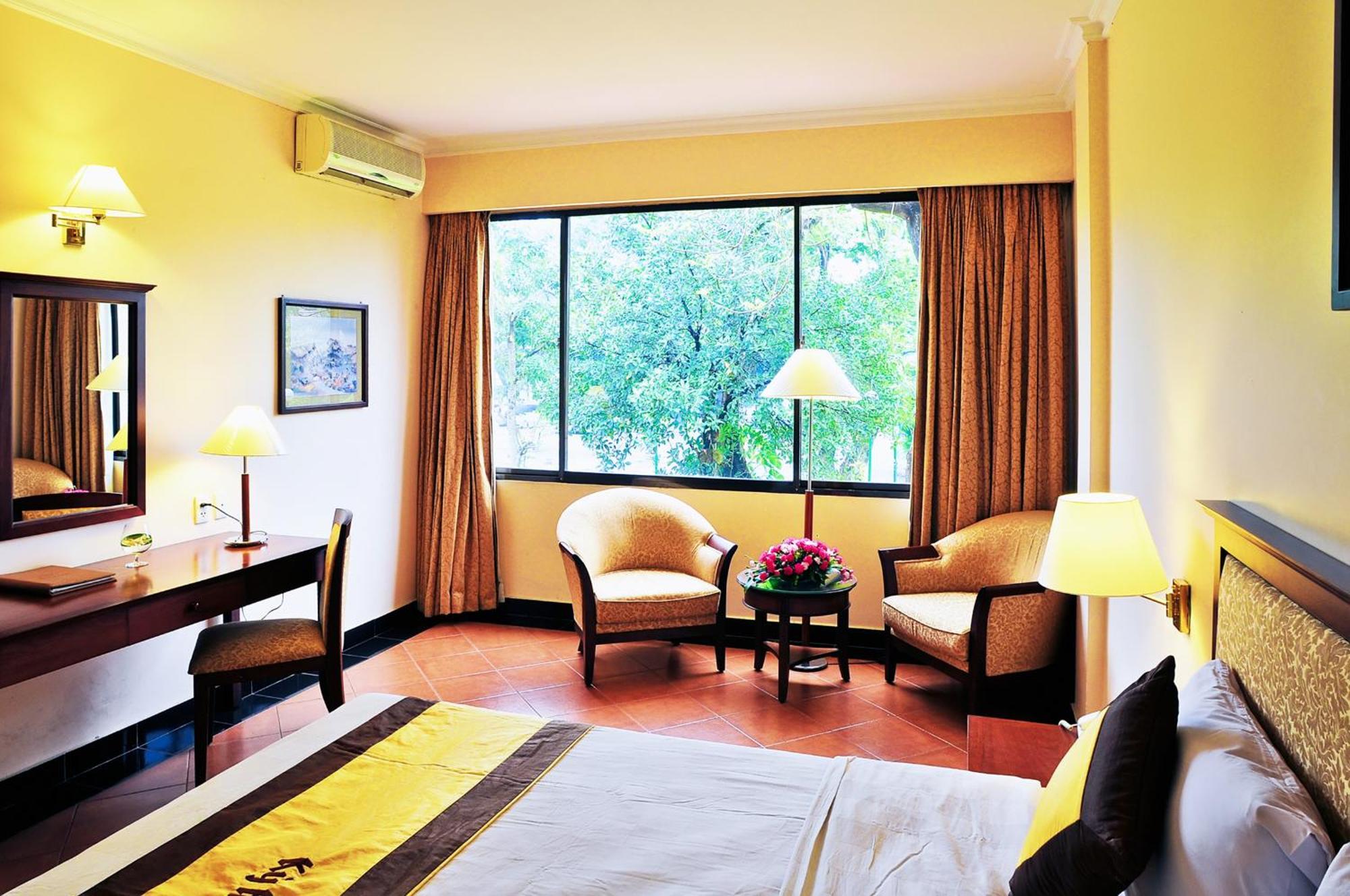 Ky Hoa Hotel Ho Chi Minh Esterno foto